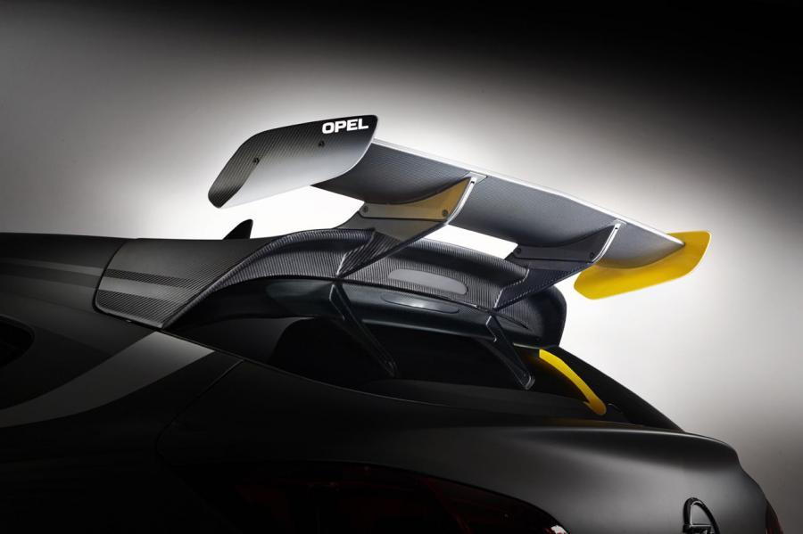  Opel Astra OPC Extreme Concept 2014 года  (фото 6 из 19)